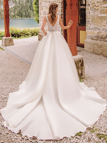 Svatební šaty Svatební šaty - Agel